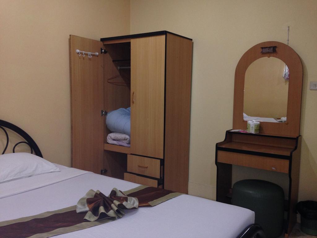 Luxury Hotel Ban Don Rak Szoba fotó